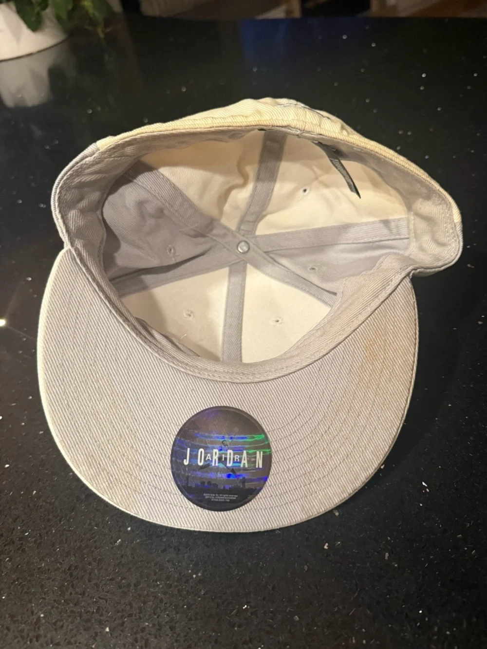 Jordan Carmelo Anthony Men's Cream White Logo Snapback Hat